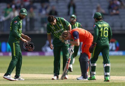 Pakistan keep slim Cup semi-final hopes alive by leaving Dutch battered and bloodied