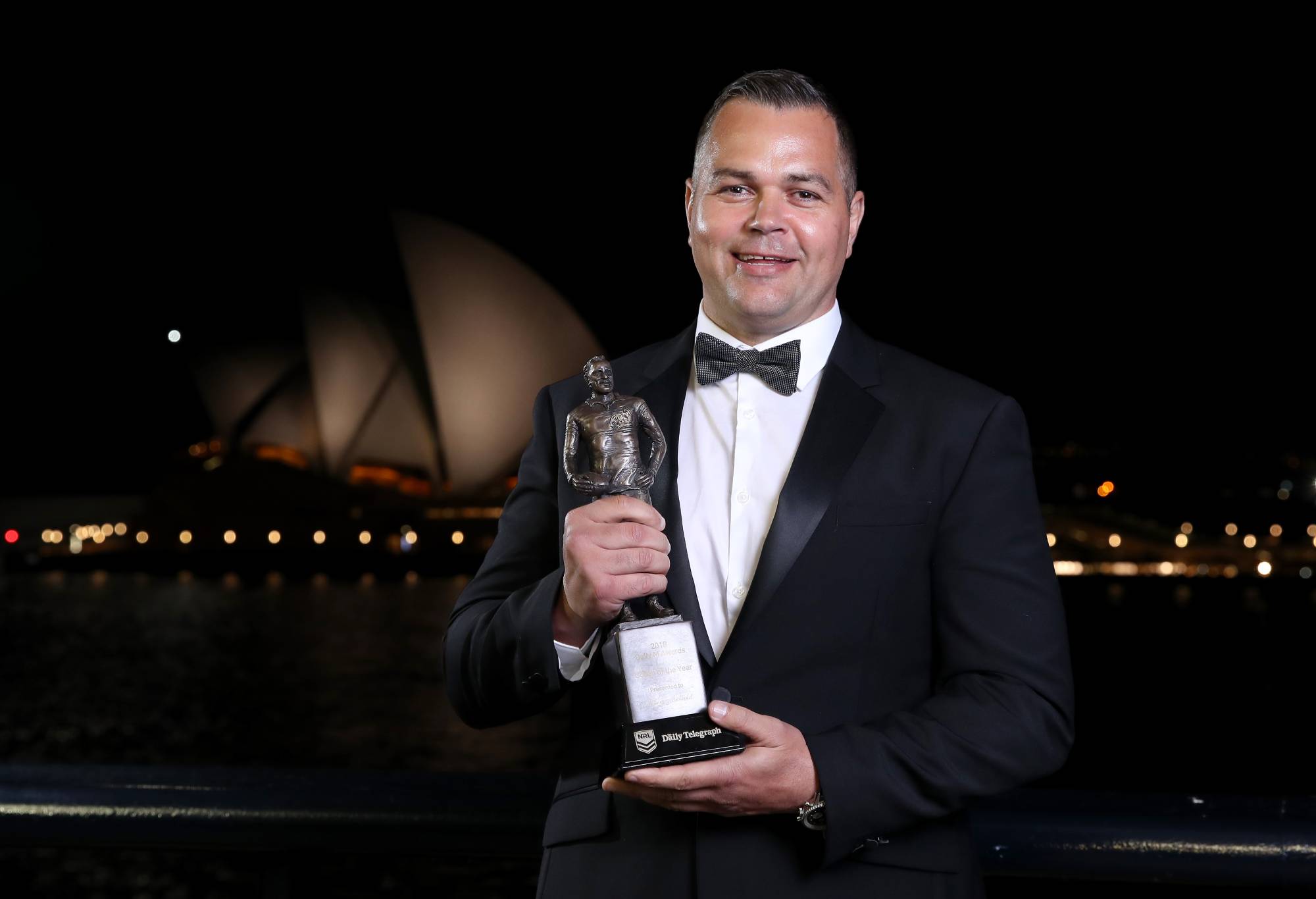 SYDNEY, AUSTRALIA - SEPTEMBER 26: South Sydney Rabbitohs coach Anthony Seibold receives the Dally M Coach of the Year Award during the 2018 Dally M Awards on September 26, 2018 in Sydney, Australia. (Photo by Cameron Spencer/Getty Images)