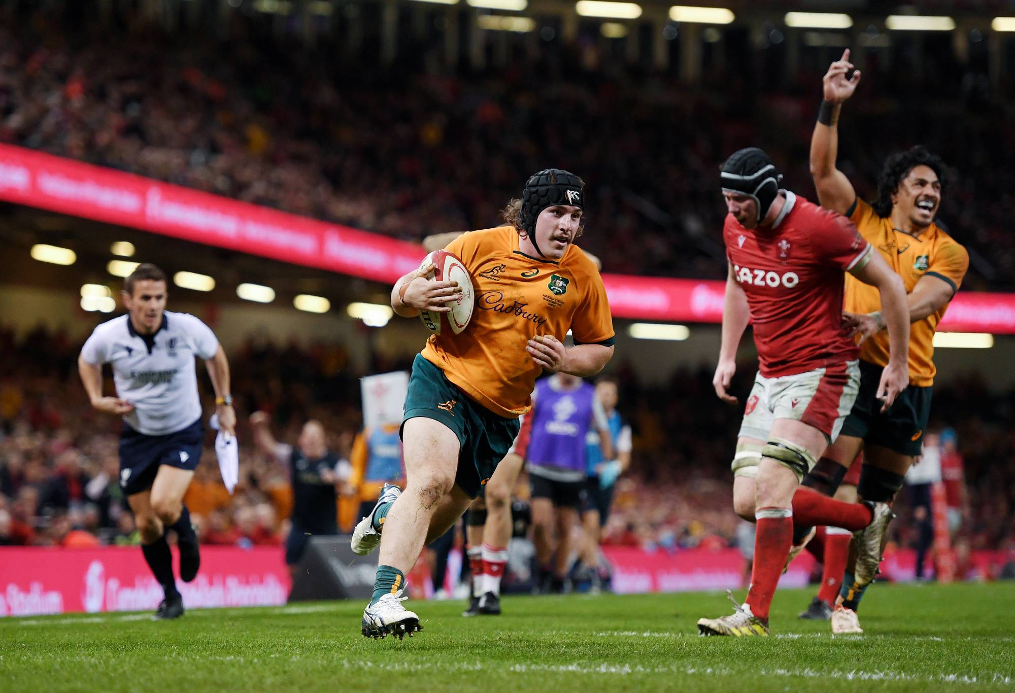 Lachlan Lonergan of Australia goes over to score their side's fourth try during the Autumn International match between Wales and Australia at Principality Stadium on November 26, 2022 in Cardiff, Wales. (Photo by Harry Trump/Getty Images)