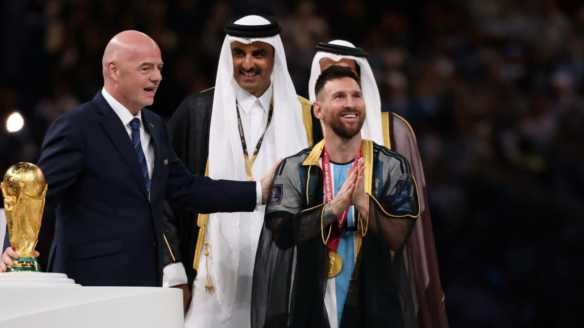 حصل ميسي على عرض ضخم لبيع الملابس العربية من كأس العالم
