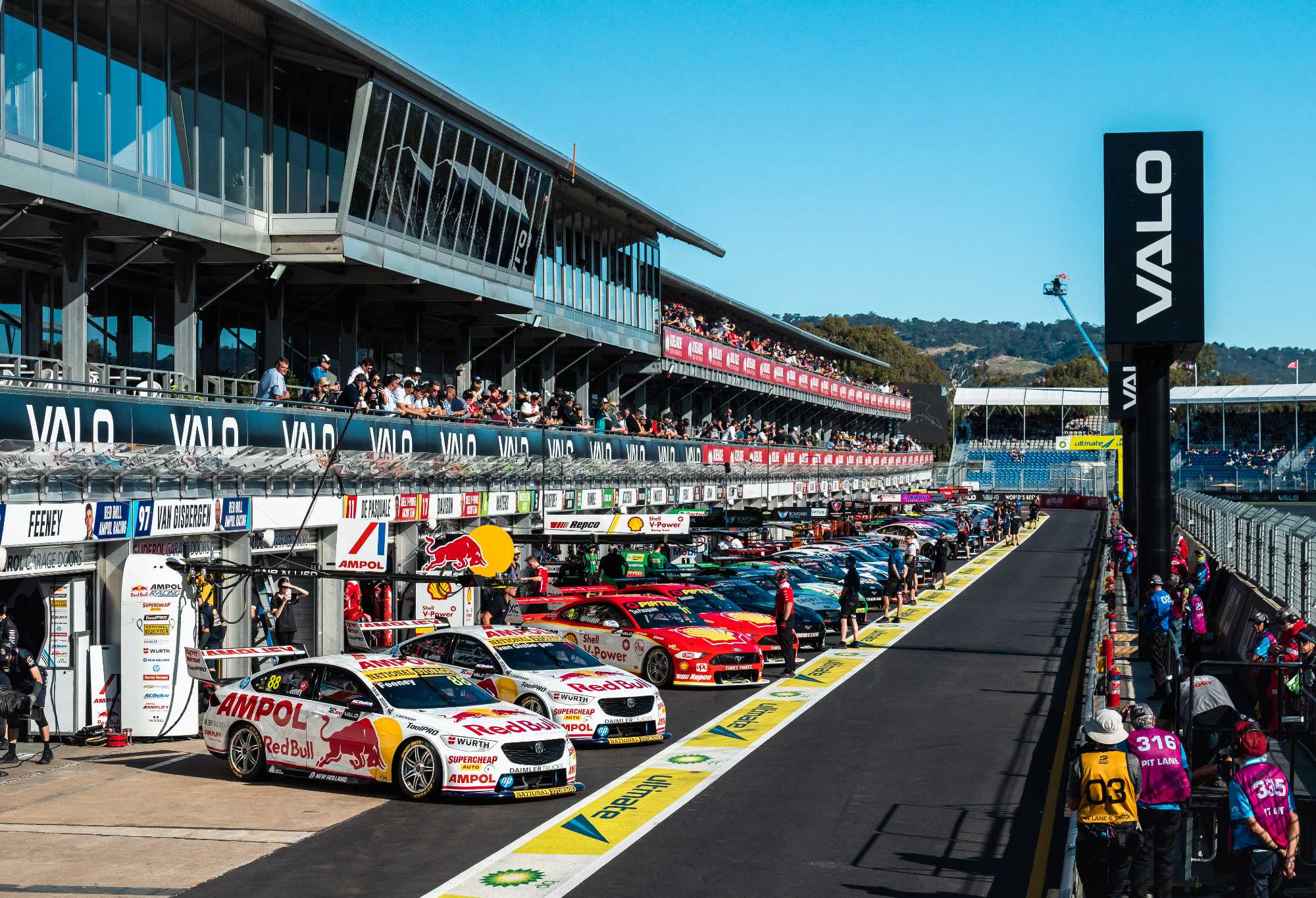 Drivers line up during qualifying for the Adelaide 500, which is part of the 2022 Supercars Championship Season at Adelaide Parklands Circuit on December 02, 2022 in Adelaide, Australia. (Photo by Daniel Kalisz/Getty Images)