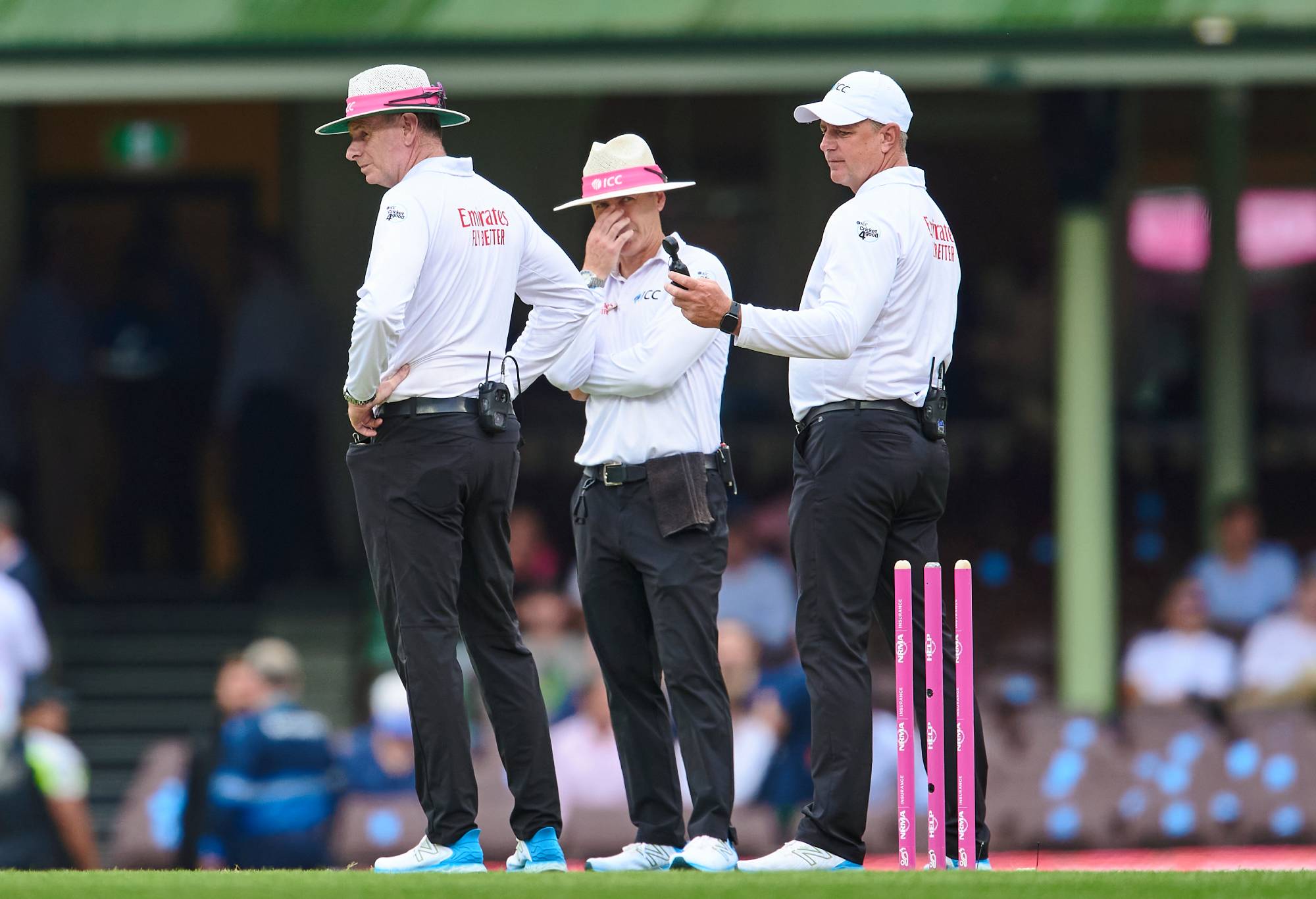 Berita Kriket: Bola merah muda tidak akan memperbaiki kesengsaraan ringan