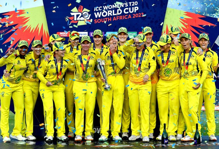CAPE TOWN, SOUTH AFRICA - FEBRUARY 26: Meg Lanning of Australia lifts the ICC Women's T20 World Cup during the ICC Women's T20 World Cup final match between Australia and South Africa at Newlands Cricket Ground on February 26, 2023 in Cape Town, South Africa. (Photo by Ashley Vlotman/Gallo Images/Getty Images)