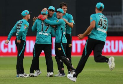 ANOTHER wild BBL batting collapse in Brisbane, but the Heat keep their heads to beat the Thunder