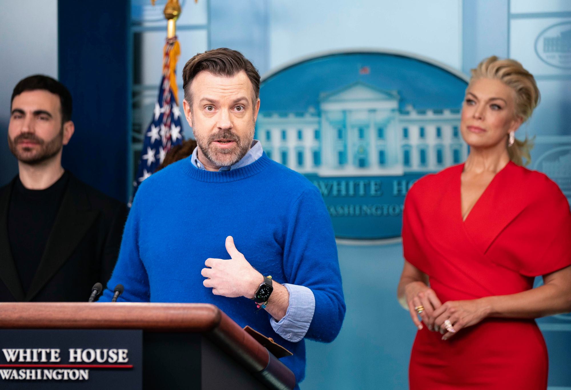 Jason Sudeikis dan para pemeran Ted Lasso di Gedung Putih di Washington, DC (Foto oleh Sarah Silbiger untuk The Washington Post via Getty Images)