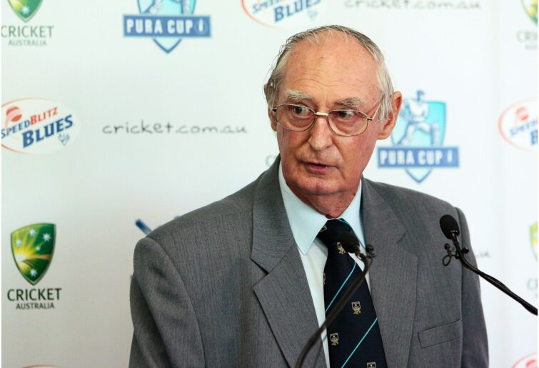 SYDNEY, AUSTRALIA - MARCH 13: Brian Booth makes a speech during the 2007-08 State Cricket Awards held at the Sydney Cricket Ground March 13, 2008 in Sydney, Australia. (Photo by Corey Davis/Getty Images)