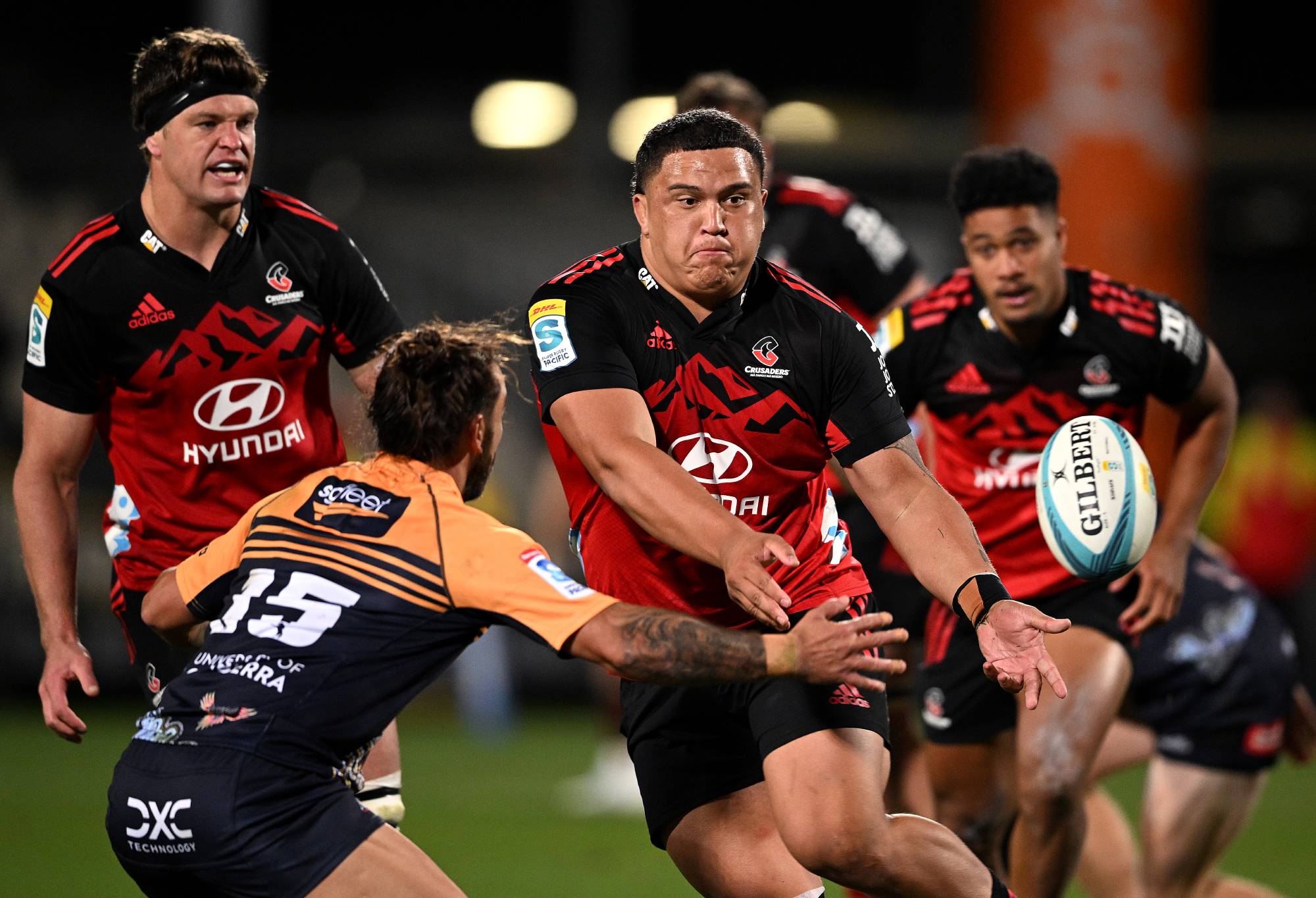 Tamaiti Williams of the Crusaders passes the ball during the round five Super Rugby Pacific match between Crusaders and ACT Brumbies at Orangetheory Stadium, on March 24, 2023, in Christchurch, New Zealand. (Photo by Joe Allison/Getty Images)