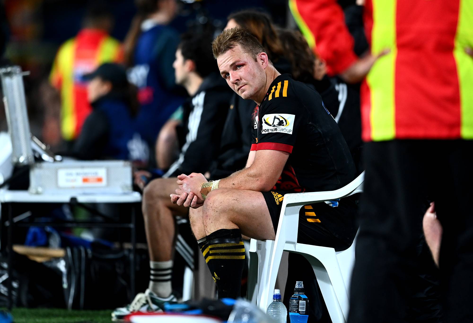 Sam Cane of the Chiefs looks on from the sin bin during the Super Rugby Pacific Final match between Chiefs and Crusaders at FMG Stadium Waikato, on June 24, 2023, in Hamilton, New Zealand. (Photo by Hannah Peters/Getty Images)