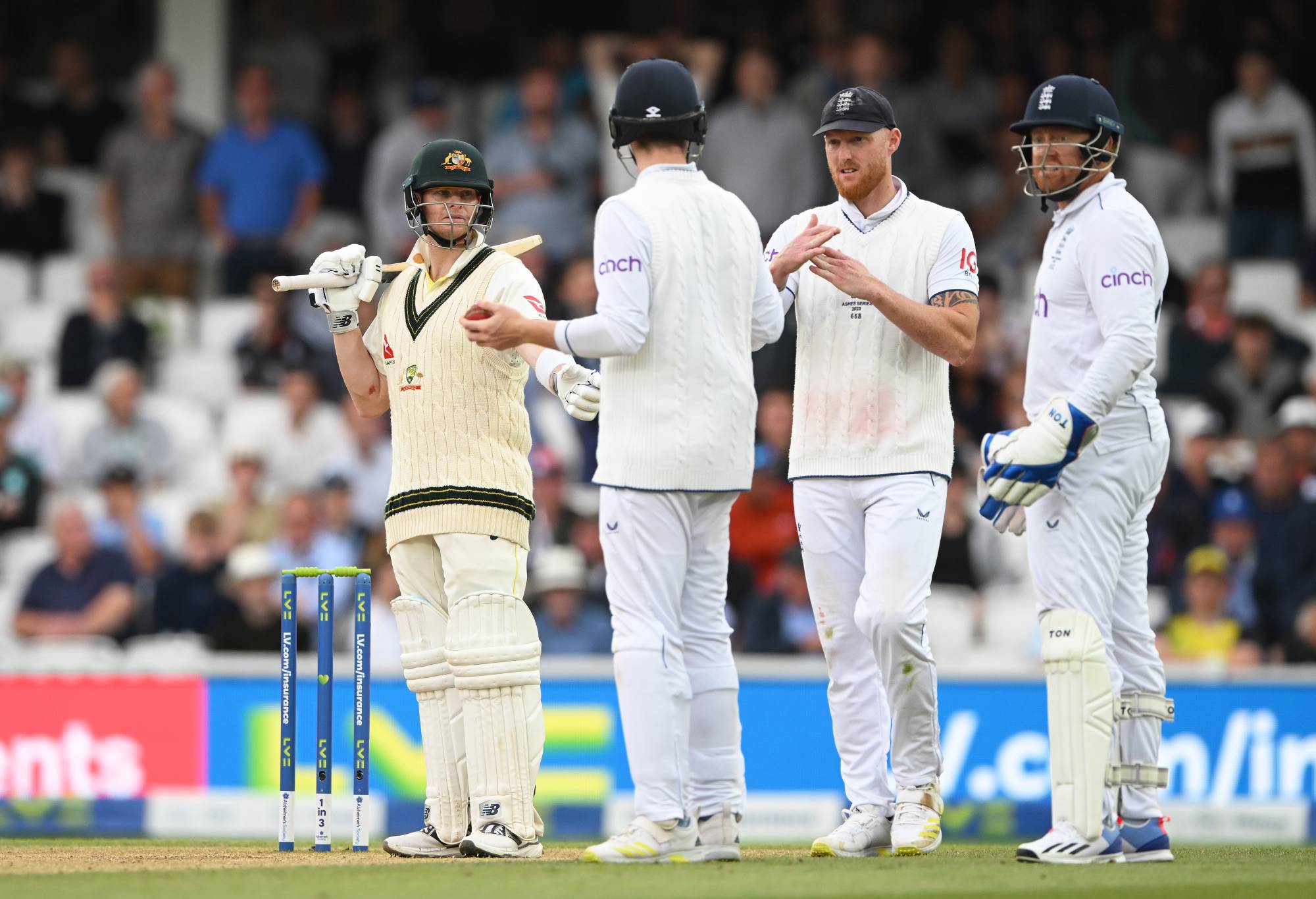 LONDON, ENGLAND - JULY 31: Ben Stokes of England calls for a review as Steve Smith of Australia is given not out during Day Five of the LV= Insurance Ashes 5th Test Match between England and Australia at The Kia Oval on July 31, 2023 in London, England. (Photo by Stu Forster/Getty Images)