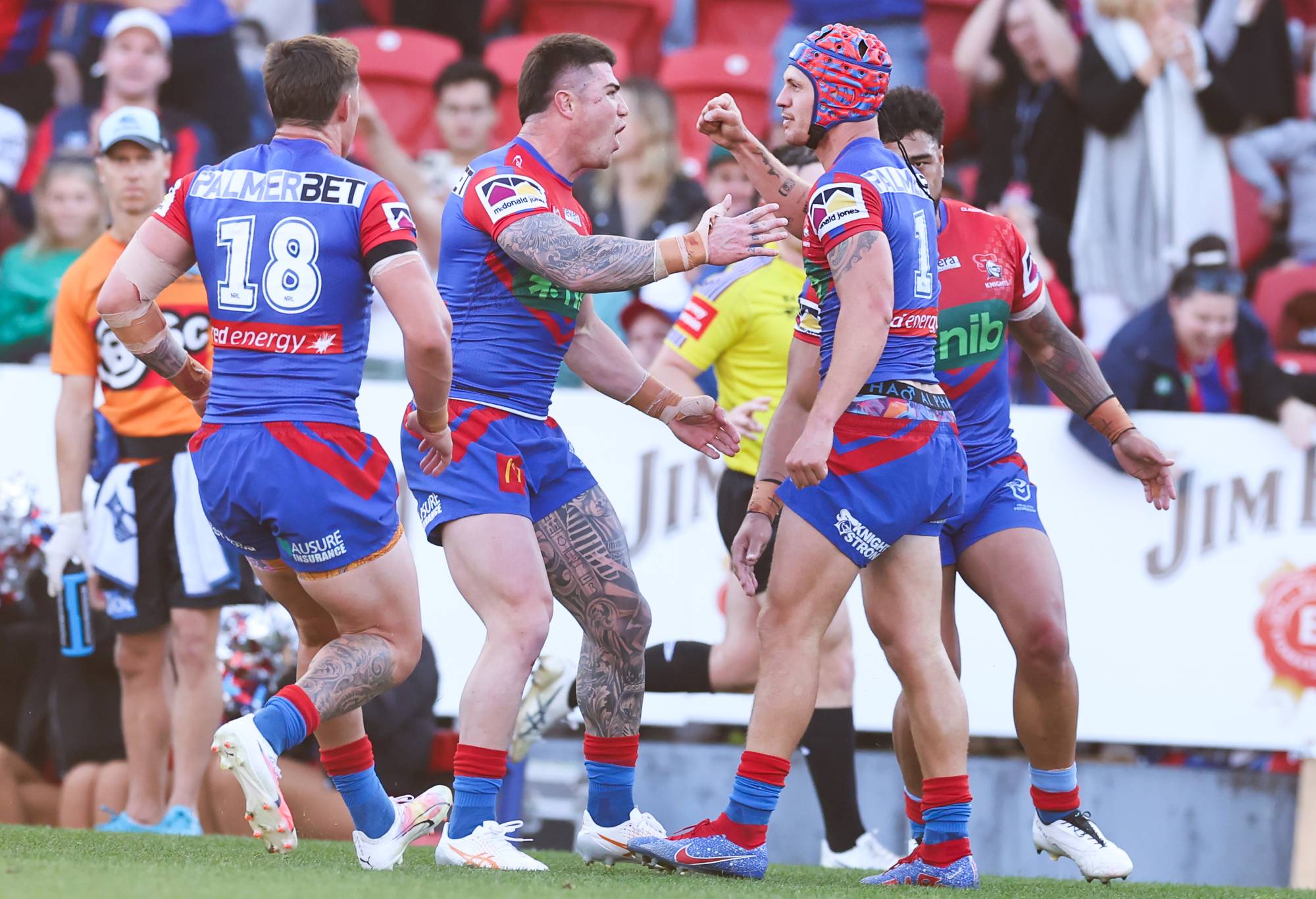NEWCASTLE, AUSTRALIA - AUGUST 27: Knights celebrate the try of Kalyn Ponga during the round 26 NRL match. between Newcastle Knights and Cronulla Sharks at McDonald Jones Stadium on August 27, 2023 in Newcastle, Australia. (Photo by Jenny Evans/Getty Images)