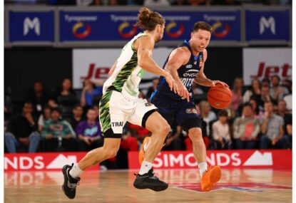 NBL Round 1: Delly drives United to perfect start on the double, Cook's dunk dishes up win for Phoenix over Perth