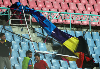 Farcical scenes as Aus-SL World Cup match put on hold as hoardings fall in heavy wind, leave fans 'scampering to safety'