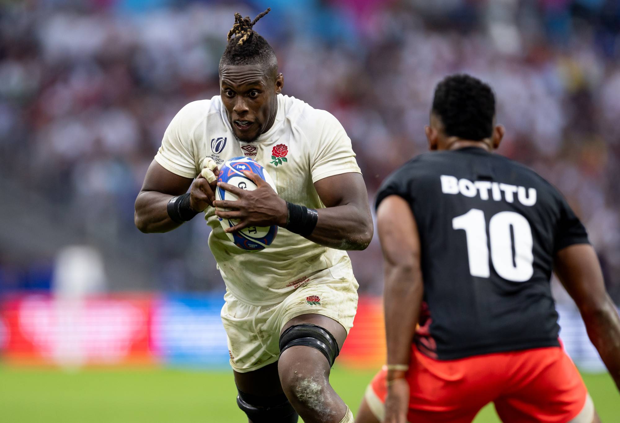 Maro Itoje of England in action during the Rugby World Cup France 2023 Quarter Final match between England and Fiji at Stade Velodrome on October 15, 2023 in Marseille, France. (Photo by Gaspafotos/MB Media/Getty Images)