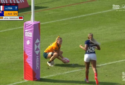 WATCH: Comical time-wasting as Maddi Levi waits until last possible moment to ground try