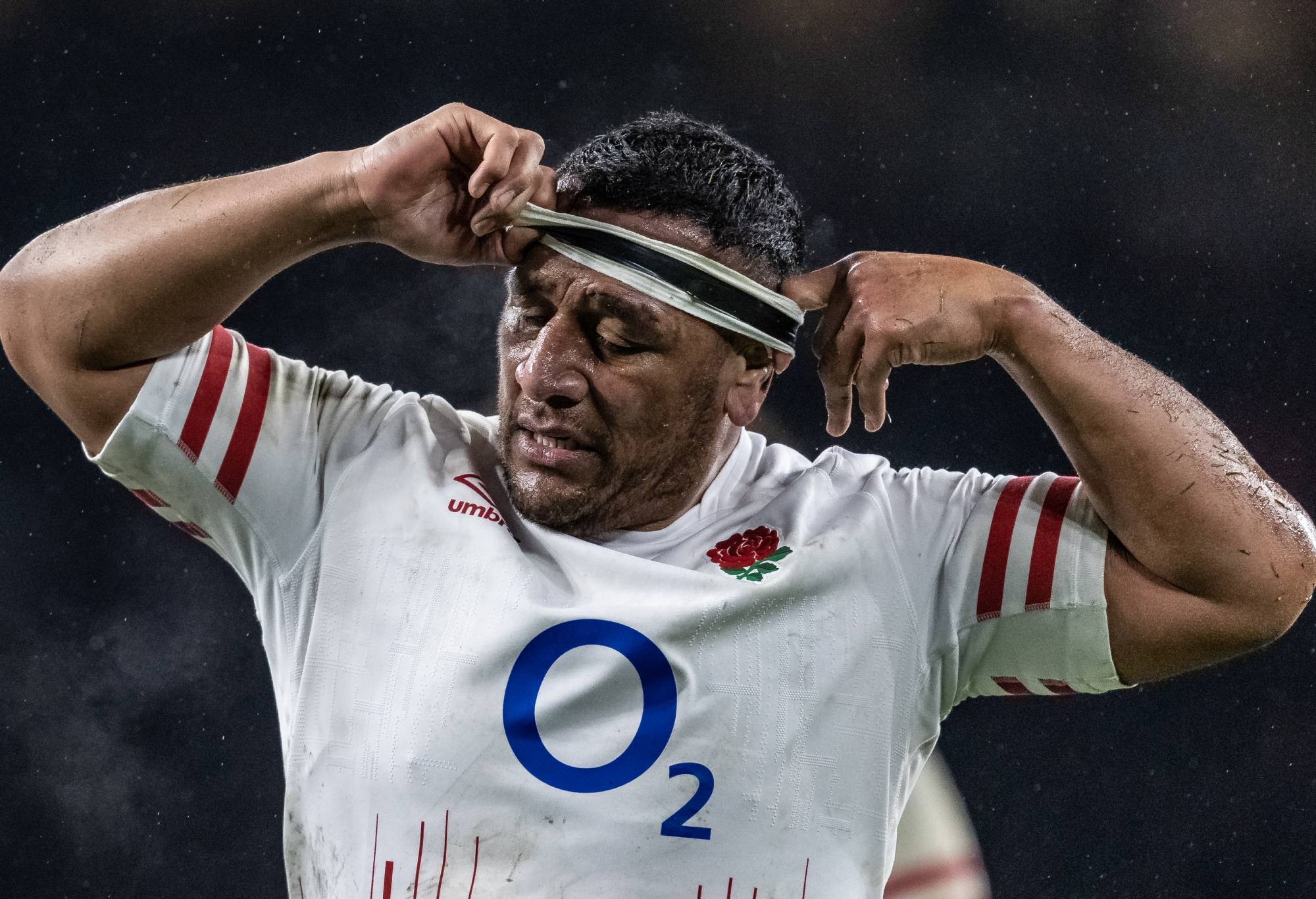 LONDON, ENGLAND - MARCH 11: Englands Mako Vunipola grimaces at the end of the match during the Six Nations Rugby match between England and France at Twickenham Stadium on March 11, 2023 in London, England. (Photo by Andrew Kearns - CameraSport via Getty Images)