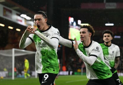 Liverpool dig deep to show they're on pace in title race, Premier League's latest ever goal in 103rd minute forces draw