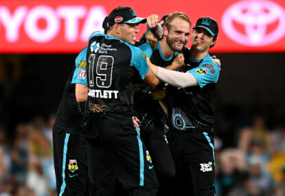 'What was he thinking?' Ponting, fans lay into Hurricanes skipper for 'utter s--tshow' in BBL final-ball thriller