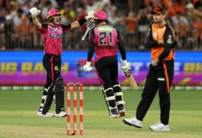 BBL finals draw LOCKED IN after Henriques halts Sixers' all-time meltdown with clutch hitting to sink Scorchers