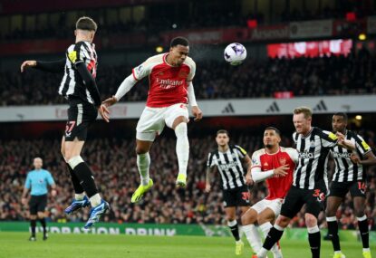 Gunners keep pace with Liverpool after thrashing Magpies, Man Utd kick off new era with costly loss