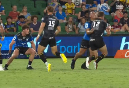  Western Force prop breaks nose in tackle, gets sent to the bin at the same time