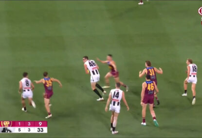 WATCH: Mason Cox goes full ruckman, plays on after mark with instant, disastrous consequences