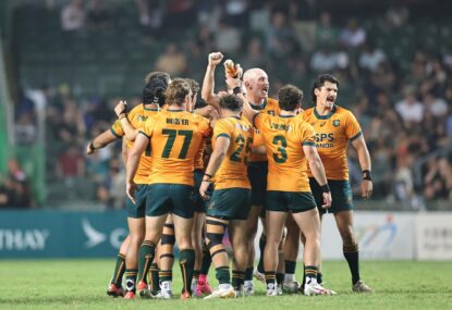 'Hung in there': Aussie men and women set up Hong Kong Sevens semi-finals against New Zealand