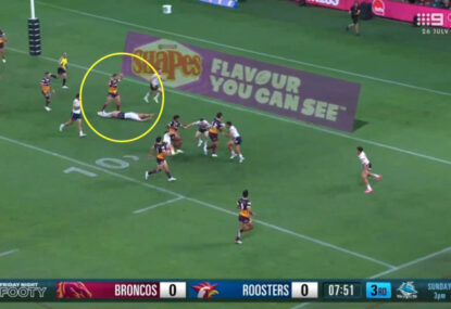 'If they're going to be consistent...': Were the Chooks dudded by this non-obstruction call?
