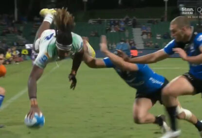 WATCH: Jaws drop as Fijian Drua cuts margin with sensational aerial try in the corner
